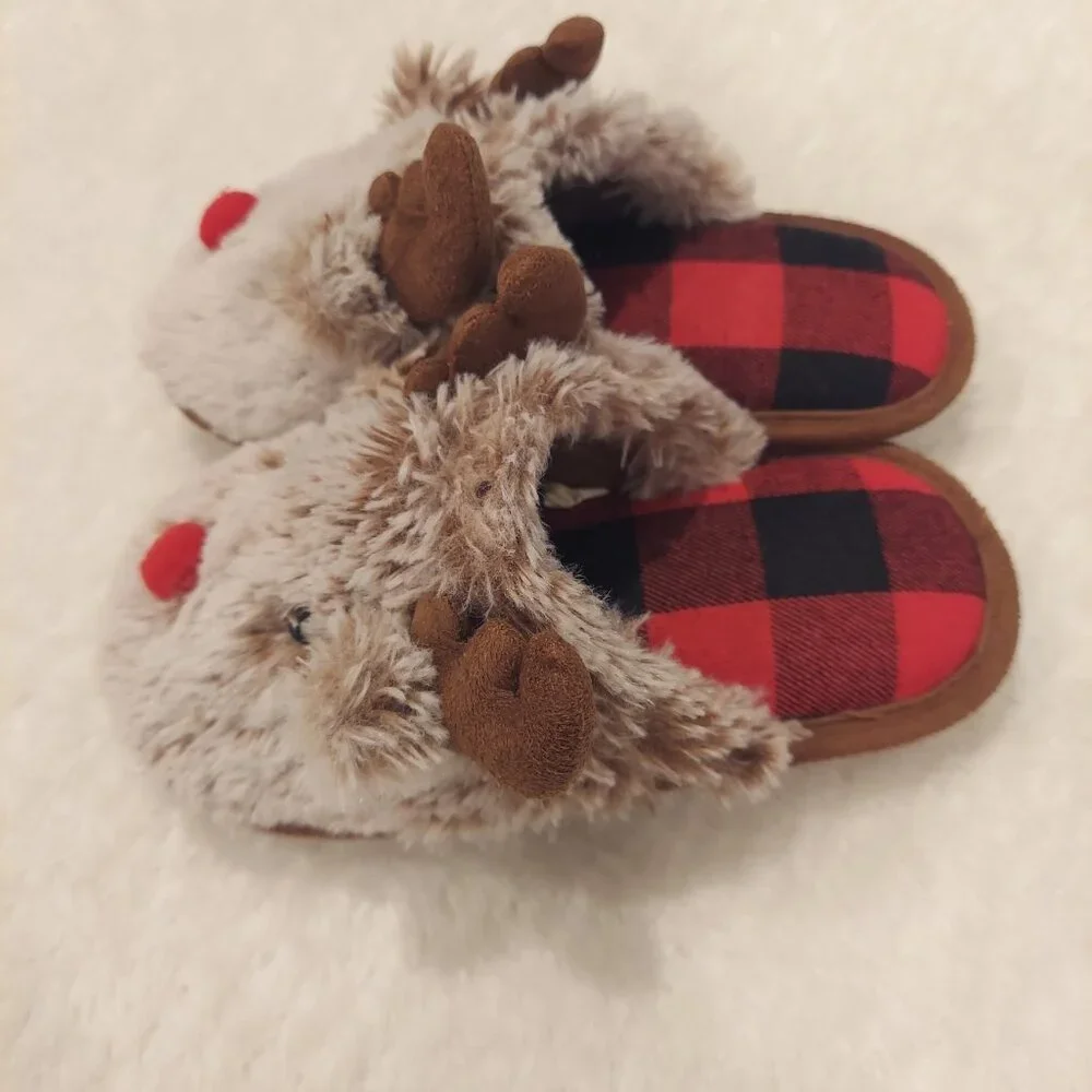 Kids Fuzzy Reindeer/Moose Slippers with Red Plaid Lining Size 9-10